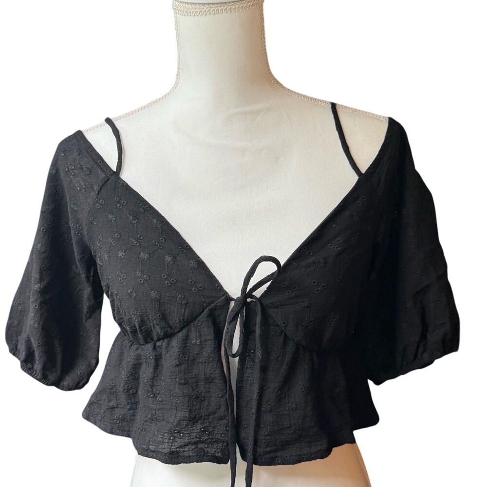 Bella‎ Rose Closet Black Eyelet Tie-Front Blouse
